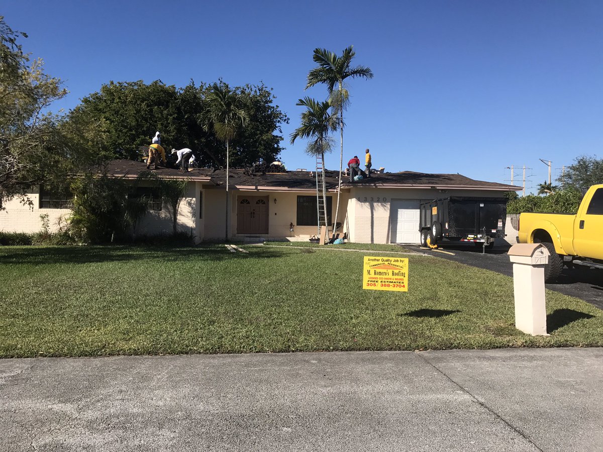 RomeroRoofing67's tweet photo. She's ready for tile !!! In need of a New Roof, Reroof's, or Roof repair? Contact M.Romeros and we'll be more then happy to take take care of you. (305) 388-3704 #mromeroroofing #roofinglife #miamiroofing #onlythebest https://t.co/cZL6g2PkMw