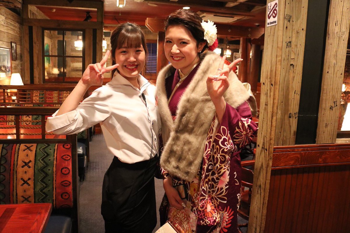 自分が成人式を迎える立場に㊗️🤝
色んな人に会えてわいわいしてたのしかった👀