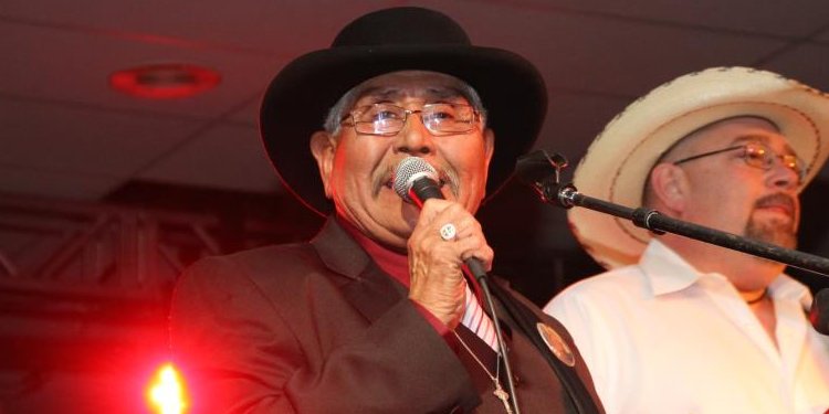 TejanoNation's tweet photo. Los Aguilares to celebrate their 58 year run with El Gran Final Anniversary Show https://t.co/H8mLuk3taZ https://t.co/alBczz3cRm