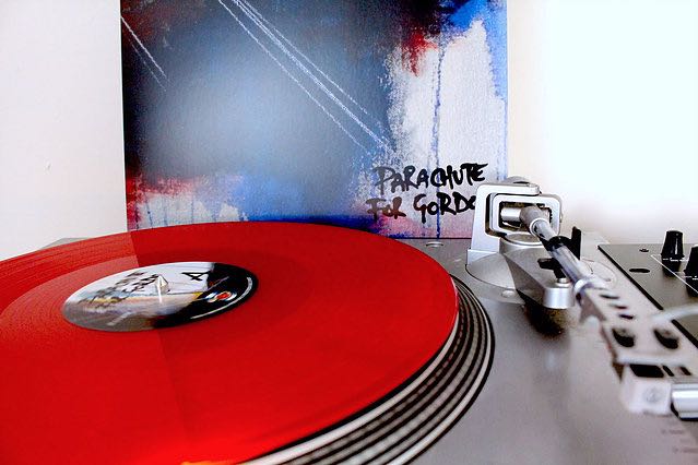 The label is 4 today!

This was the gorgeous record that started it all off. Now on sale for just £5 along with the latest @parachutefgordo record.

#vinyl #vinylsale #diylabel #indielabel