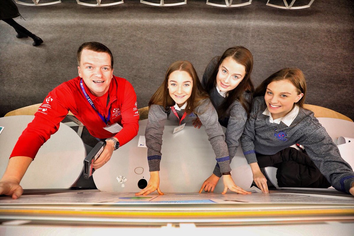 BT Red Coat Barry Foley with Aoibhin Leamy, Laura Langton &amp; Zoe Fenlon from Loreto Secondary School , Kilkenny. <a href="/LoretoKilkenny/">Loreto Kilkenny</a>  #BTYSTE #ItStartsHere