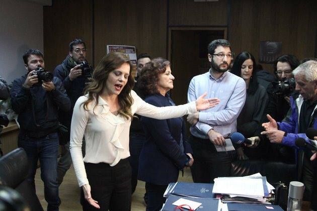 nikoskarastergi's tweet photo. Αχτσιόγλου: «Αυτά είναι οι νόμοι τους αλλά δεν είναι το δίκαιο – Αν σηκώσουμε το κεφάλι… https://t.co/j3WsLKKuh9 https://t.co/drOxdMcuOm