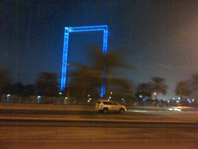 pupin_siang's tweet image. #bigframe #mydubai