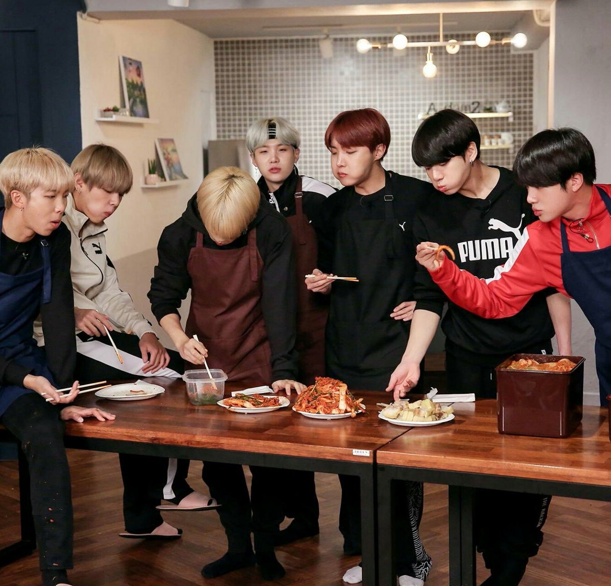 Ране bts. Группа бтс корея хосок. Ране bts. Ран бтс 2020. Ране bts.