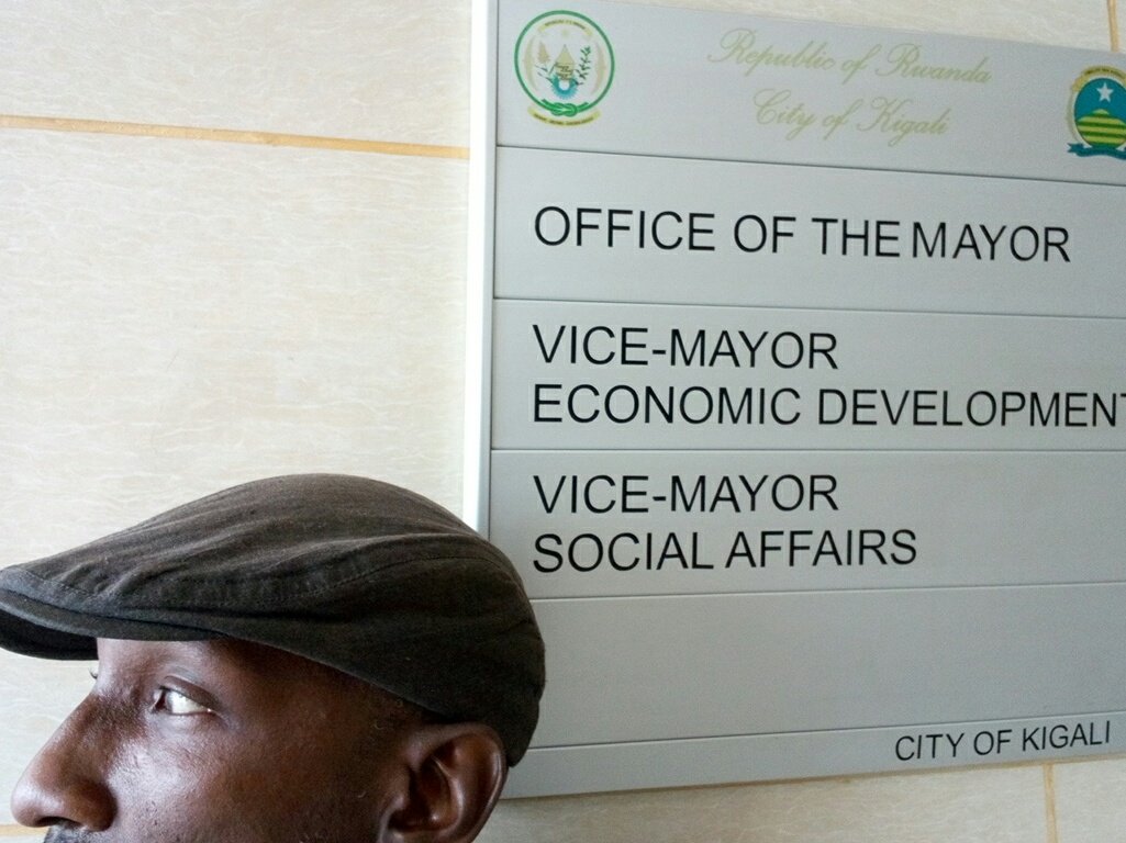 afrobysoul's tweet photo. Patiently waiting at @CityofKigali to meet the Mayor or at least get feedback on an urgent matter submitted in a letter last Friday. Each days that passes without feedback/news or updates is financially hurting a social business & jeopardise people livelihood #supportroothouse https://t.co/r5t7IATJYw