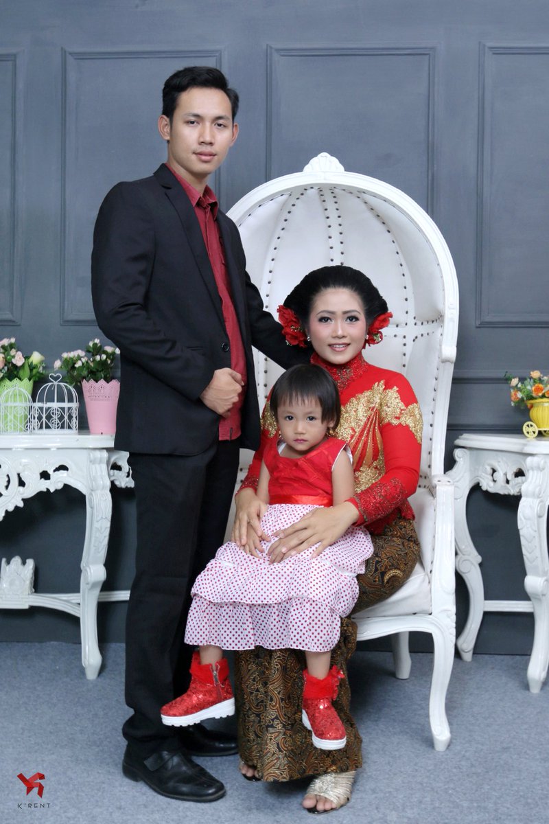 KrentStudio's tweet photo. Waktu akan selalu tersedia bagi mereka yang mau memanfaatkan nya.

Thanks for Photo Fida Family 👨‍👩‍👧 https://t.co/vQU2zTxaen