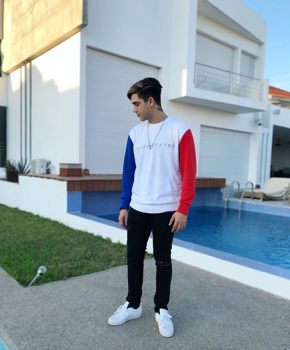 Juandedios_P's tweet image. No es la apariencia, es la esencia ⚡️ no es el dinero, es la EDUCACIÓN ☝🏻