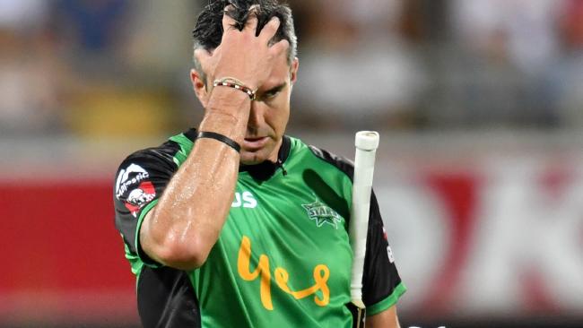 Hussey ‘shocked’ at BBL trainwreck bit.ly/2Es1aNh