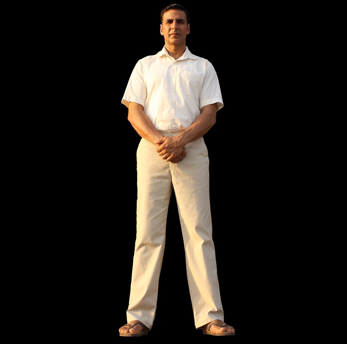 PadManTheFilm's tweet photo. Contest Alert! It's time to get innovative, just like our innovator, #PadMan. Take this picture and photoshop this in the most innovative way possible. Stand a chance to meet the Madman himself, Pad Man. #InnovateWithPadMan https://t.co/ag2gLZ4Upm