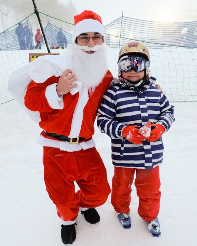 We hope you're all having a wonderful winter! This year Santa brought us lots of snow!🎄 今年はサンタさんがたくさん雪を降らせてくれたのかもしれませんね。