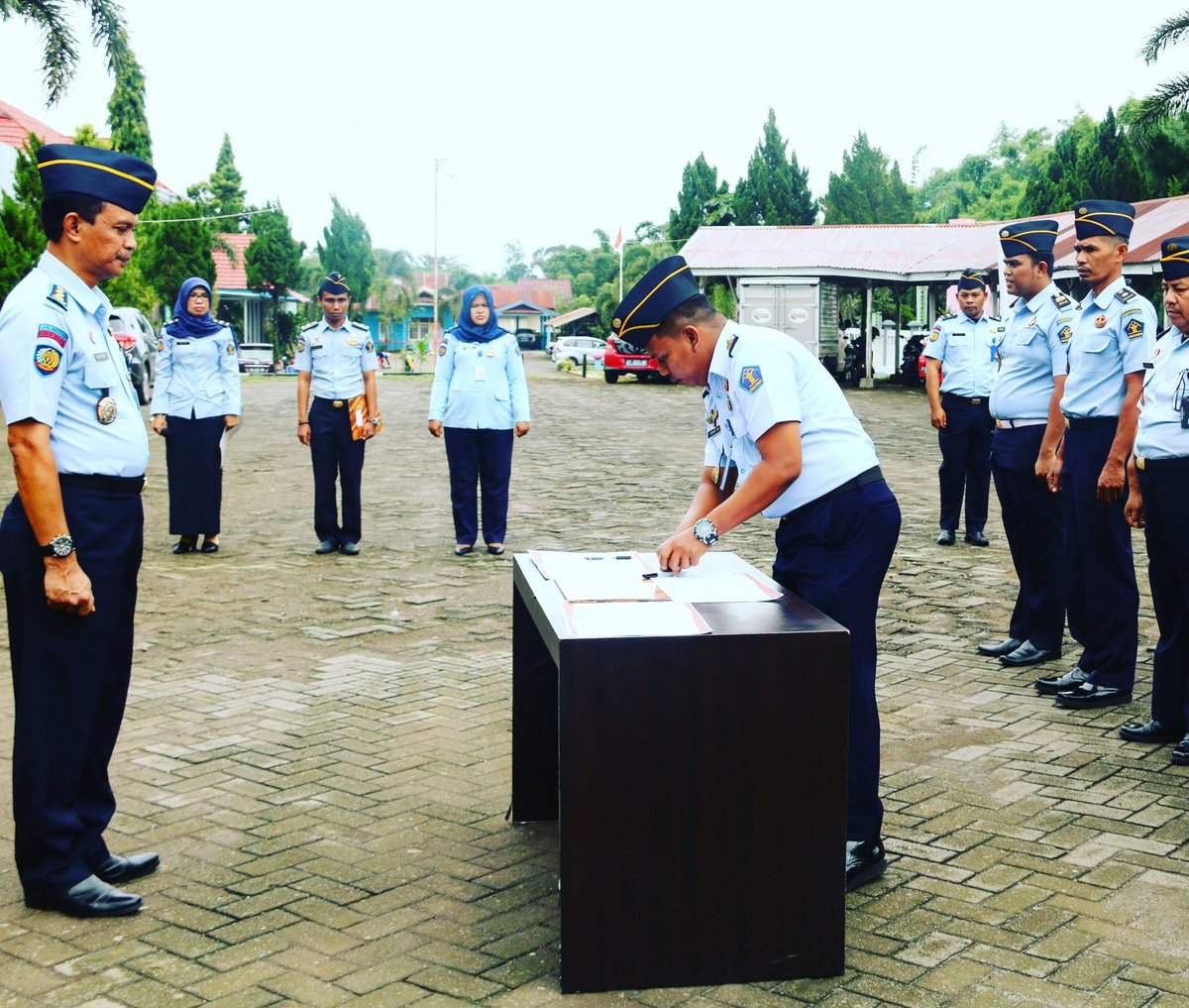 RahmatNai's tweet photo. Penandatanganan Janji Kinerja 2018 https://t.co/zUQyDoHZpp