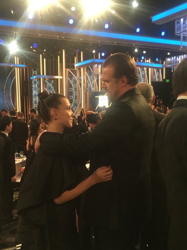 StrangerNews11's tweet photo. #StrangerThings ❤️❤️❤️❤️❤️❤️❤️❤️❤️❤️❤️ https://t.co/35hjK7QQvw
