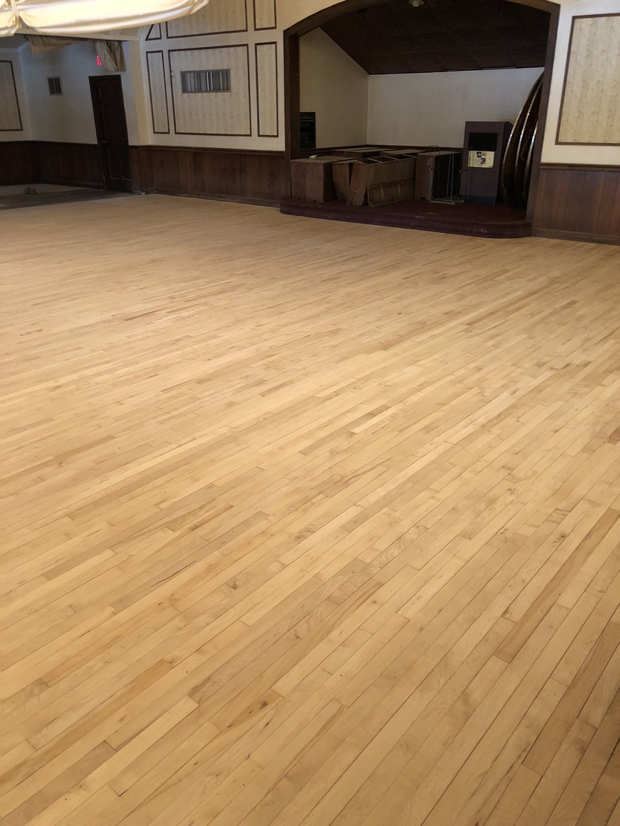 StewartManorCC's tweet photo. #NewYear, new dance floor! https://t.co/abvLn1nsAd
