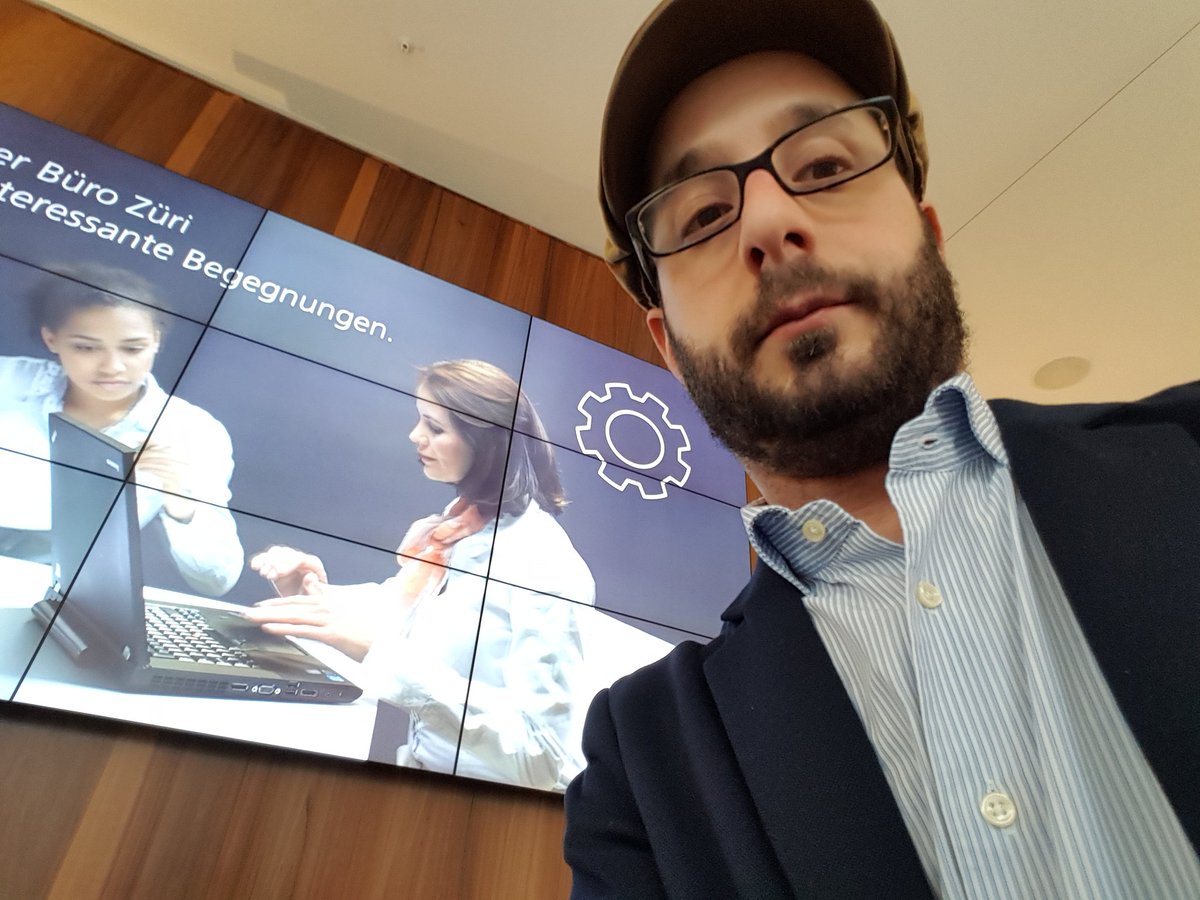 J_B_Adler8's tweet photo. Cool Sache, das #BüroZüri der @zkb_ch an der Bahnhofstrasse Zürich! #coworking #workspace #coolservice #freecoffee https://t.co/AYCrmT0IBd