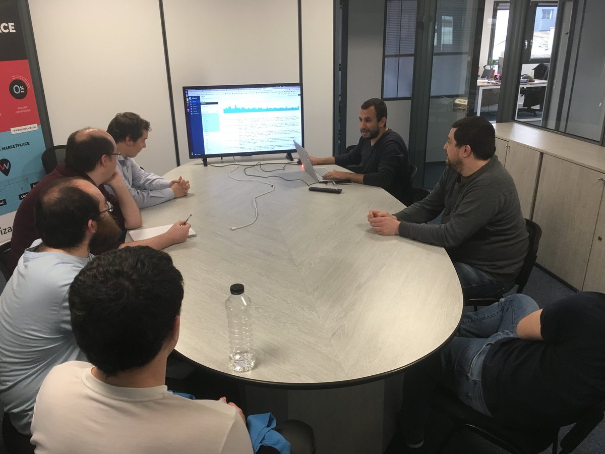WizaTech's tweet photo. En anticipation des Wizatalks Mohamed présente la nouvelle stack ELK pour le monitoring https://t.co/3ayrN4S40S