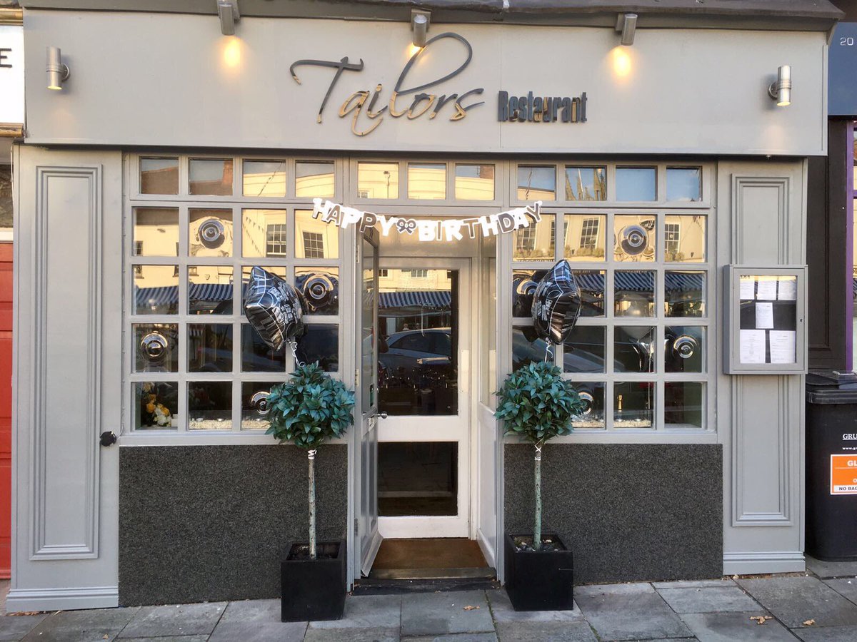 Tailors restaurant in Warwick are seeking a highly motivated, hard working individual to join our kitchen team in March.  
A 4 day week, good pay and a relaxed environment for the right candidate awaits.
Call 01926410590 or email tailorsrestaurant@hotmail.co.uk
