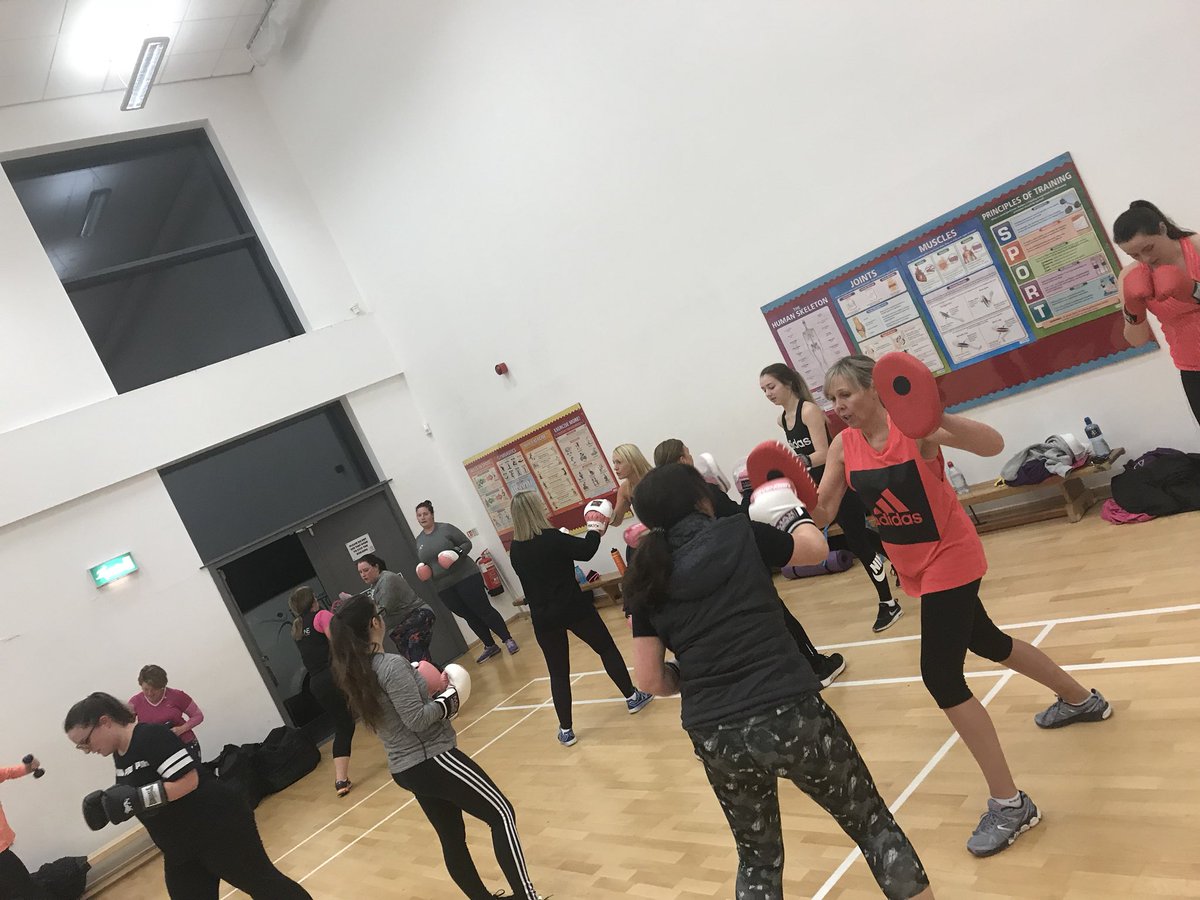 What a GREAT start this week so far! With two equipment sessions and seminars, our ladies are off to a flying start ✨❤️

#HeatoneFitness