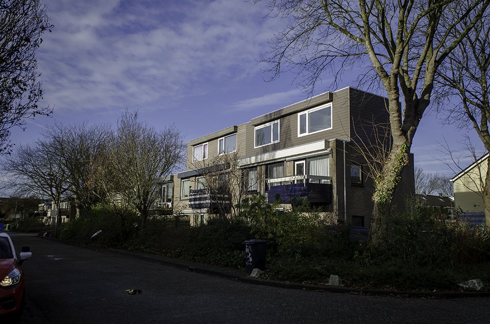 sebodesign's tweet photo. @SchagenGemeente verbied bijna onzichtbare kattenren maar staat afschuwelijke opzichtelijke opbouw toe, niet uit te leggen. @NieuwsinSchagen https://t.co/cpTYb2wGxF