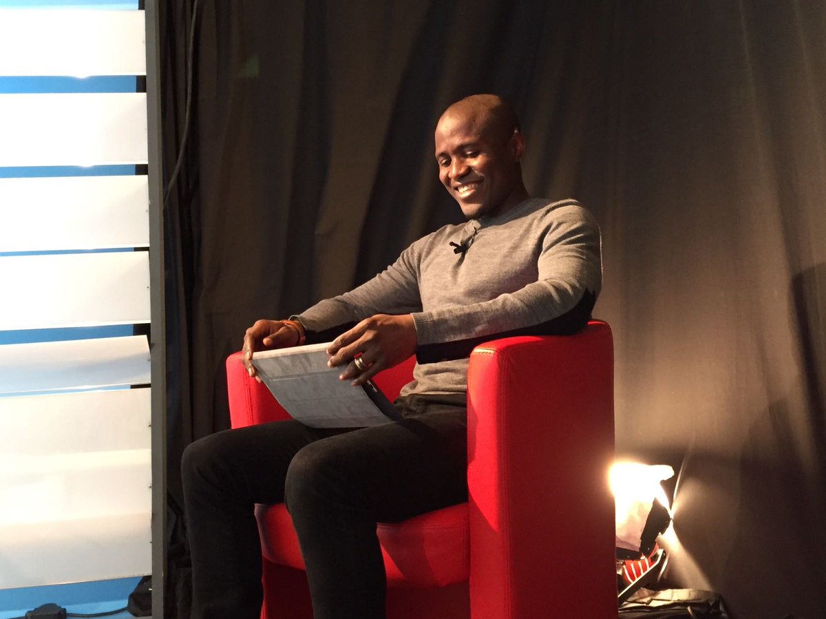 landry_nguemo's tweet photo. De passage chez @Onzeotv 📺
Très bon moment durant lequel je me suis replongé dans d'anciens et excellents souvenirs 😃👍🏿
#TeamNguemo #OnzeoTV https://t.co/LKuV2uF7jq