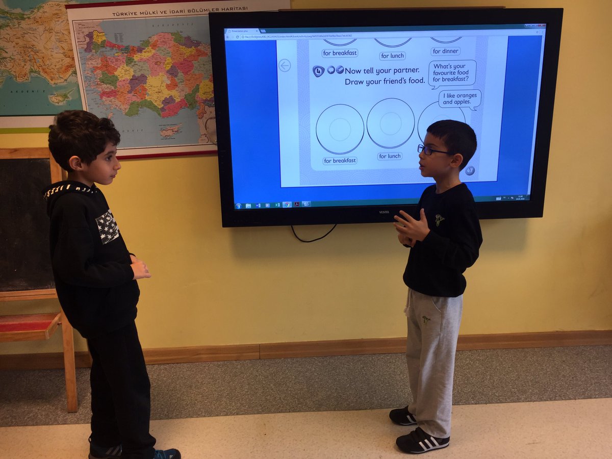 2. Sınıf öğrencilerimiz kurdukları diyalogları sunuyorlar. #englishisfun #learnenglish @KadikoyDoga