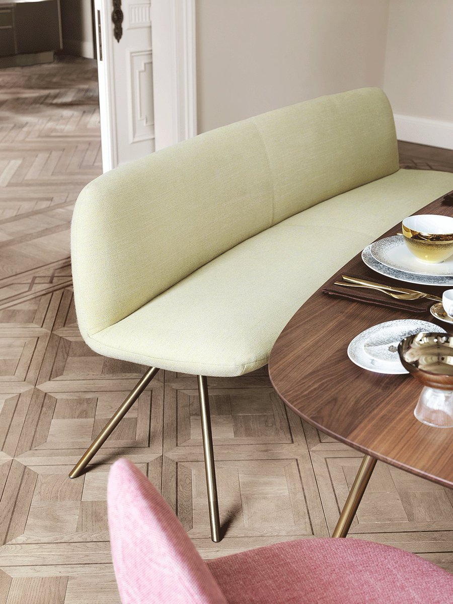 Ein neuer Entwurf des österreichischen Stardesigners Thomas Feichtner feiert Premiere! Mehr dazu auf der <a href="/imm_cologne/">imm_cologne</a> #rosenthal