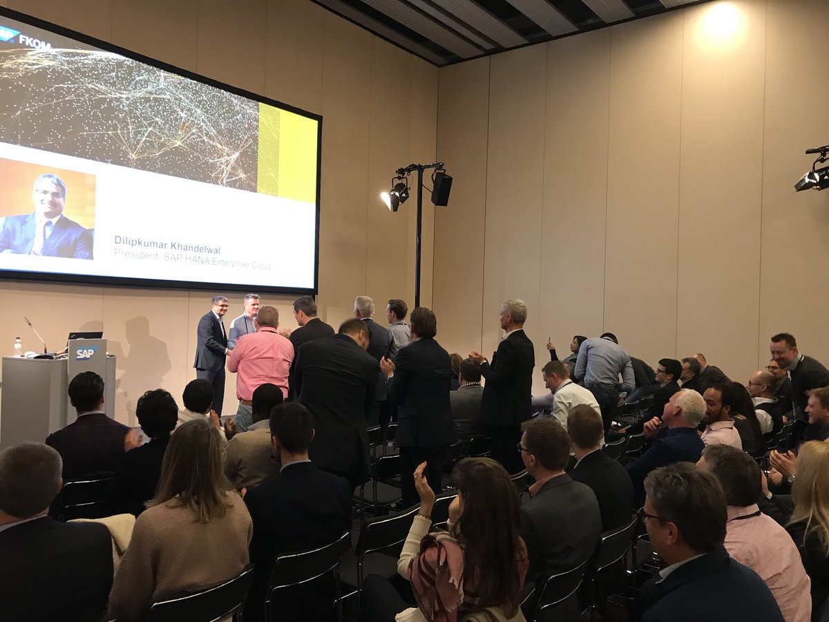 dilipkhandelwa's tweet image. Excited to kick off an exciting 2018 with the global #SAPHEC team and our partners. Ready for the next act. #cloud #innovation #FKOM2018