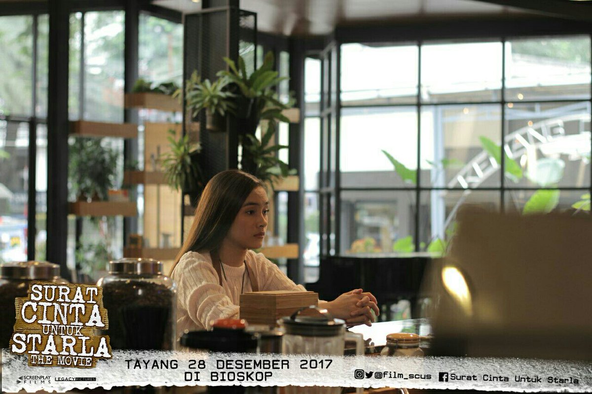 Starla @caitlinhalderman nungguin siapa ya?
. 
. 
Nungguin kamu ngajak ngedate nonton <a href="/film_scus/">SuratCintaUtkStarla</a> di bioskop. Eaaa...
.
.
#SuratCintaUntukStarlaTheMovie #scus28desemberdibioskop #SuratCintaUntukStarla #SCUS #HemaStarla #jefrinichol #caitlinhalderman #BukaLapak