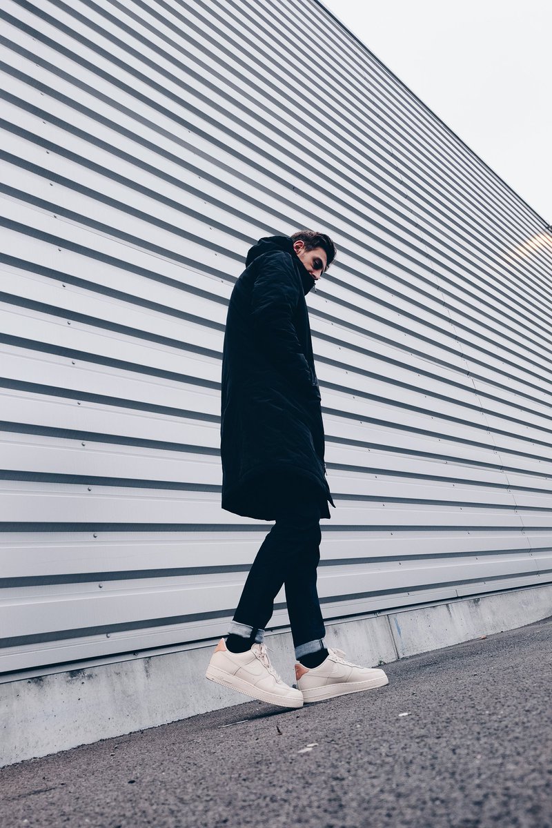 TonyAsh_'s tweet image. New blogpost #OOTD | NIKE AIR FORCE 1 OATMEAL #af1 #nike #hypebeast
goo.gl/bkUUzu