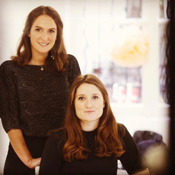 ✨ Breaking News ✨
<a href="/MEME_COSMETICS/">MÊME</a> s'associe au groupe pharmaceutique <a href="/PierreFabre/">Laboratoires Pierre Fabre</a> pour poursuivre son développement et diffuser au plus grand nombre ses produits de soin pour les femmes sous traitements anti-cancéreux. Elles racontent leur aventure ici : bit.ly/2qLtrMW