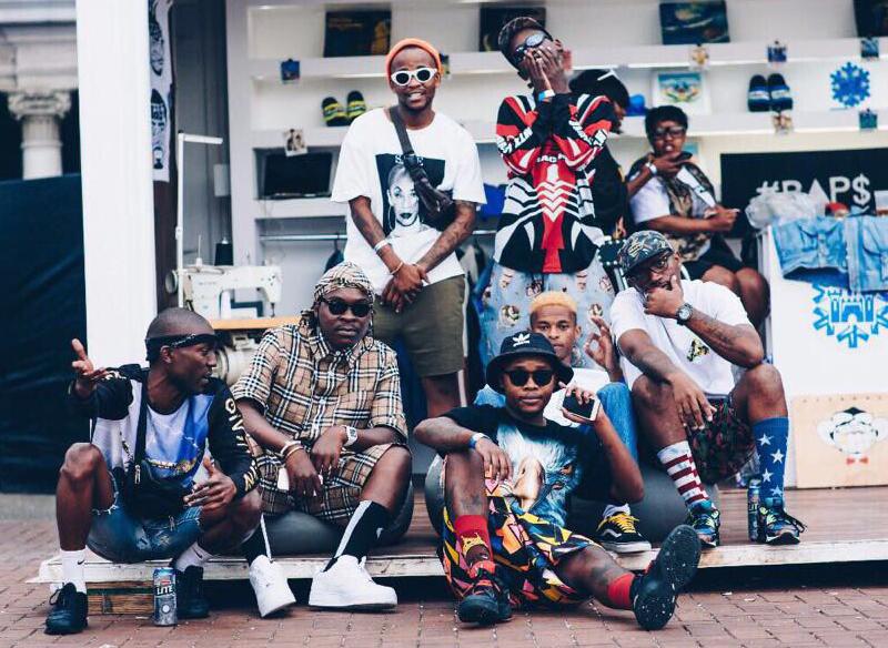 Skinnygenes_TV's tweet photo. 🎤 IT'S A RAP 🎤 Peep My 2017 @superbalist 'RAP UP' article on the 2017 moves x 2018 plans from a few peeps in culture ... Oh there are also a few EXCLUSIVES in the piece.. RT FOR AWARENESS #SKINNYGENESTV https://t.co/vNnmehh8yp https://t.co/RfSxNNZUrc