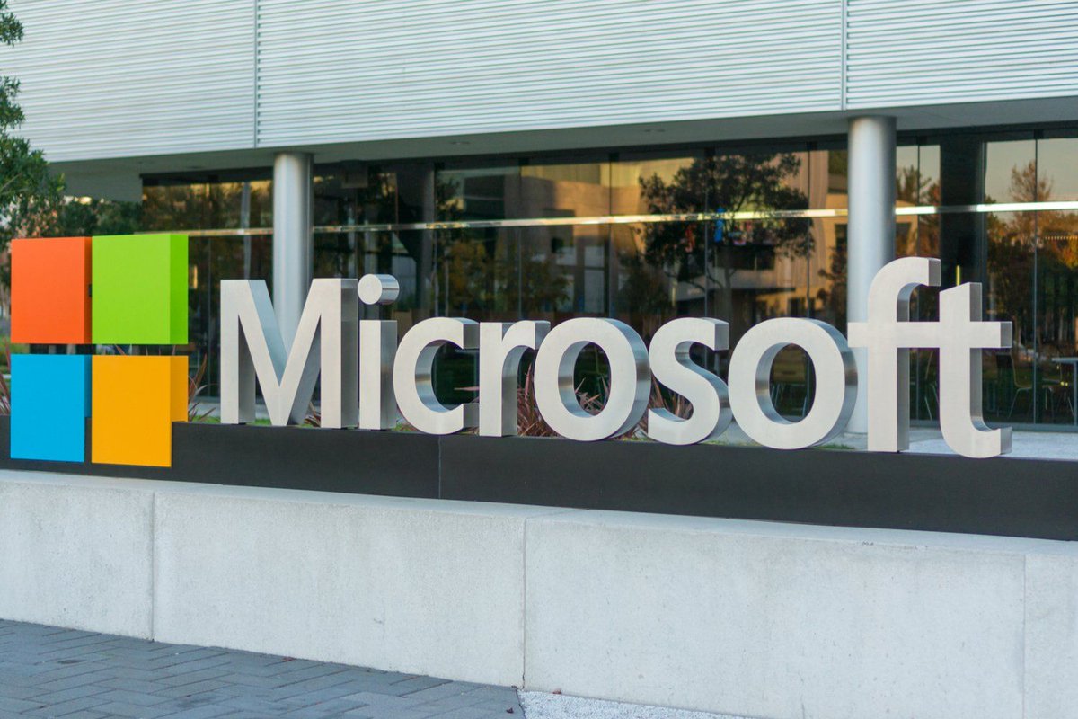 CoinDesk's tweet photo. Microsoft Resumes Bitcoin Payments After Halt Over 'Instability' https://t.co/hUQ6CtkH4f https://t.co/hDCoeRddN3