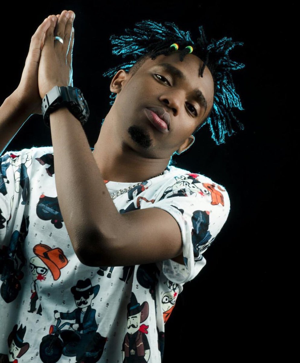 CloudsMediaLive's tweet image. #TwoFiveFive 
Msanii @dogojanjatz amesema kuwa mziki umebadilika hauhitaji nafasi ya kupambana na mashairi magumu sana kama ilivyokuwa kipindi anaanza Muziki.