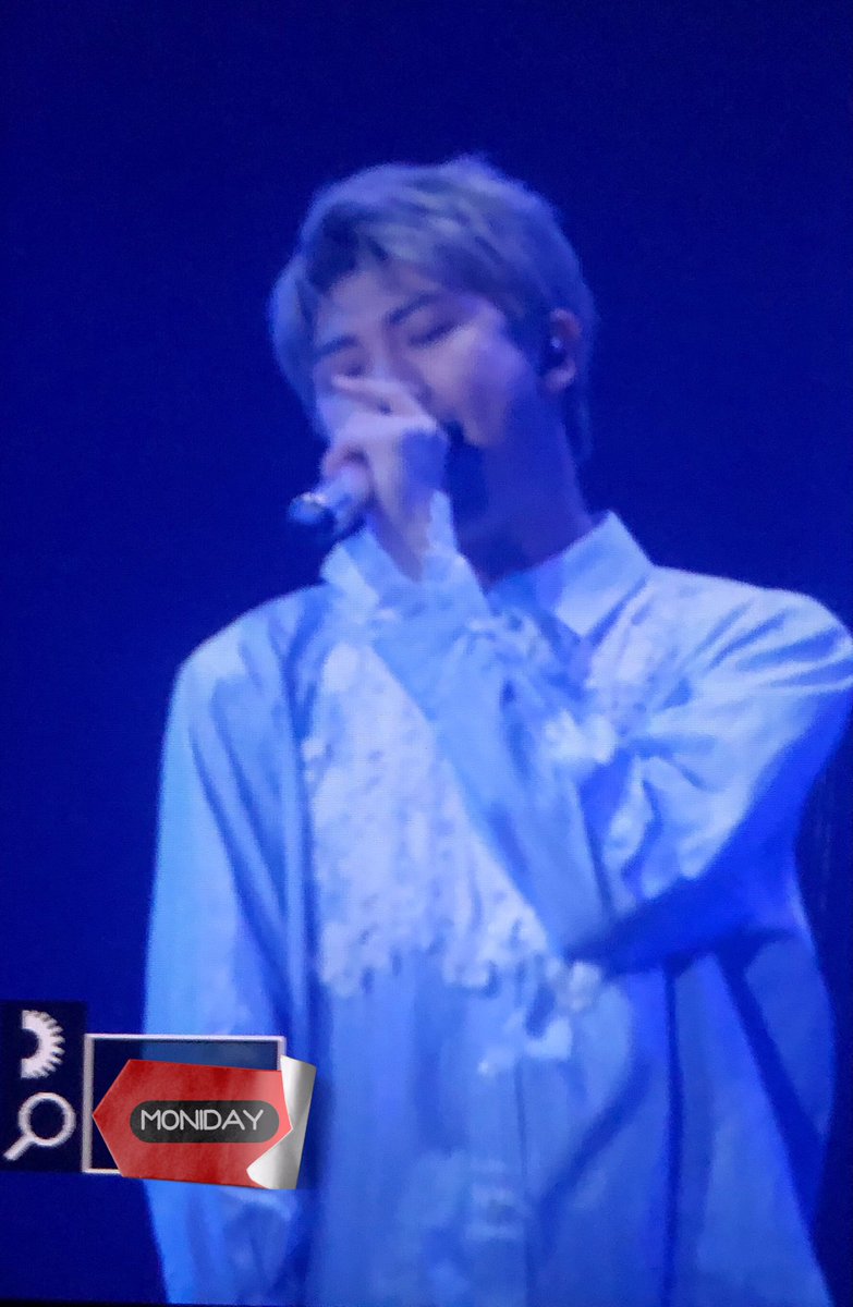 몬이데이*･ tweet media