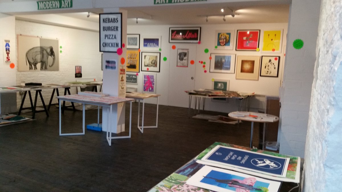 peacock_theworm's tweet photo. Happy New Year to all. #Printland opens its doors again until the 20th January 2018, Tuesday to Saturday, 10am-5pm. We still have lots of fantastic prints available. Pick up a bargain and brighten up your January. #creativitymatters #januarysales https://t.co/vAzaEPSSlo