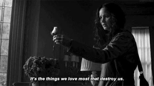 citationsprime's tweet photo. "Ce sont les choses auxquelles nous tenons le plus qui nous détruisent" The Hunger Games https://t.co/VFgPHHBnD6
