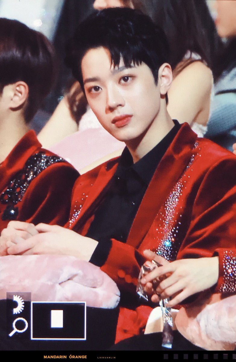 mandarin_010923's tweet photo. 180110 귀욥 #라이관린 https://t.co/r9q7wJxqg0