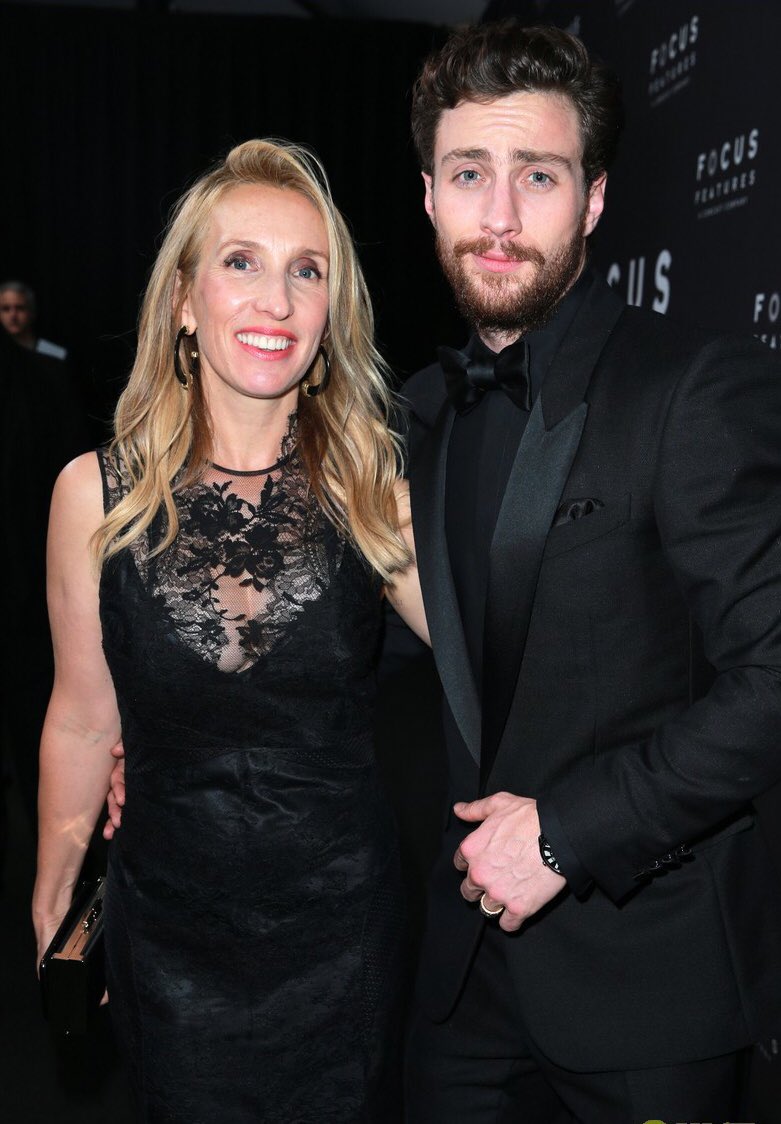 atjsource's tweet photo. Aaron and Sam arriving at the 2018 Golden Globes after party https://t.co/acwU3nbXUg