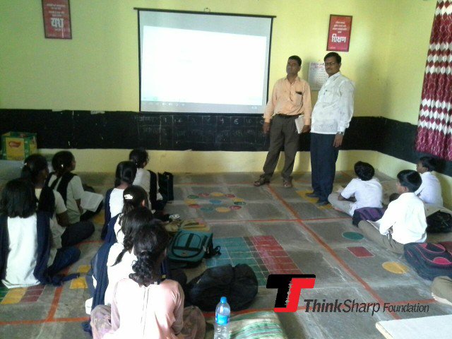ThinkSharpFound's tweet photo. Accoeding to IDR article, In last two year alone , more than 6.5 million children have moved out of https://t.co/LgL2qhrYzb owing the poor quality of education there. We are working to bridge this..#StudyMall #ZPSchool #DigitalClass @idr_online @gram_parivartan @DEFindia https://t.co/mmQ6Duj41u