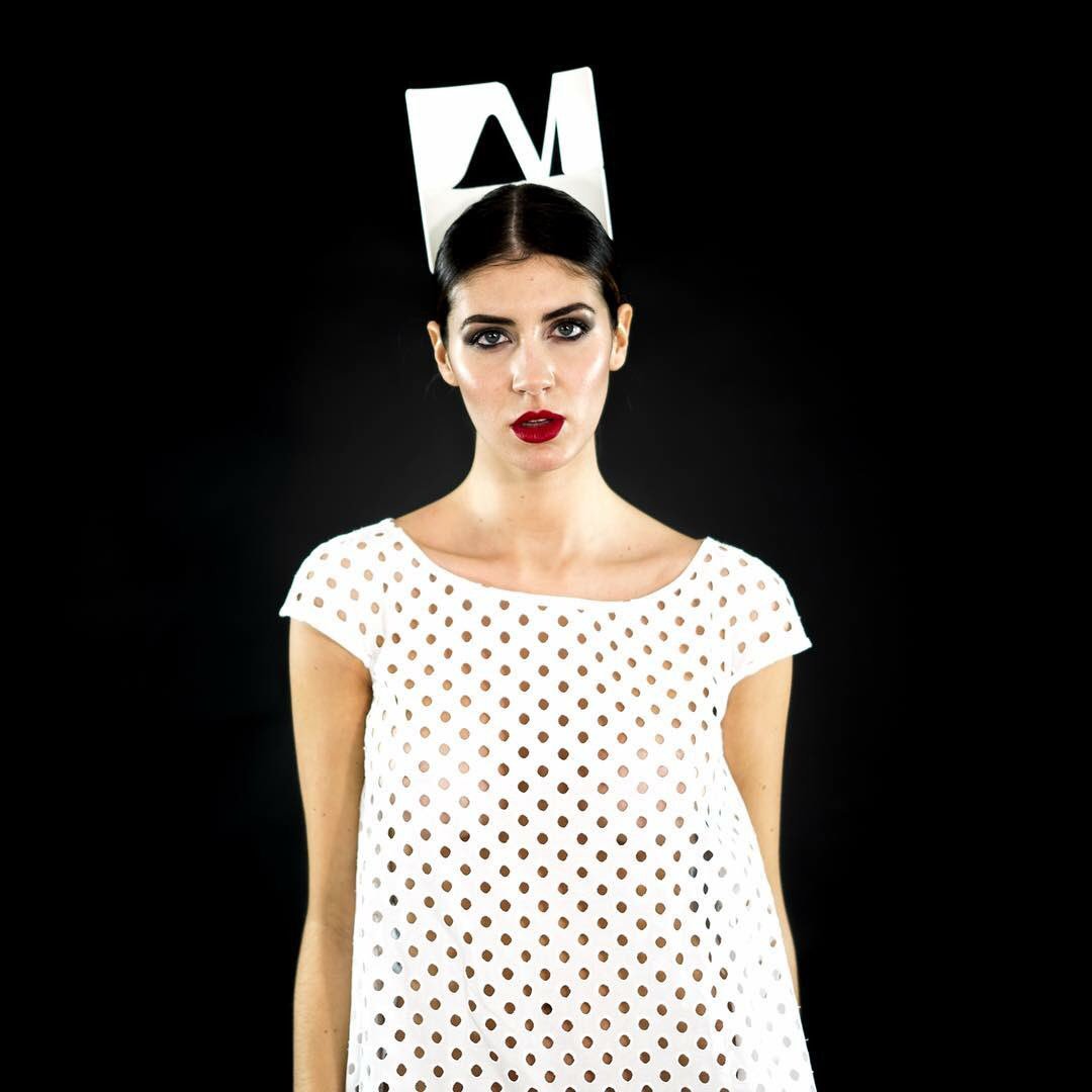 MaisonMesa's tweet photo. WHITE!! 🖤🔥🖤💀🖤🔥🖤 @maisonmesa  @univack_creative @krystinalibertad @anyovip  #maisonmesa @ironfixbymesa @ironfix @mesa Bouzas #ironfix #Mesa #mesa #fashion #fashionista #fashionart  #fashionable #costumedesign  #artfashion #design #darkfashion #happynewyear #moda #models https://t.co/kJWTVskMo7