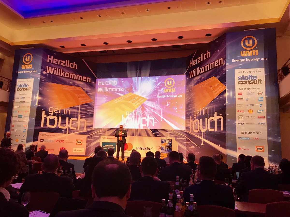 bluecodepayment's tweet photo. #bluecodepayment &amp; #bspayone am UNITI Cards- und Automations-Forum 2018 #mobilepayment https://t.co/Iw9voTVE4L
