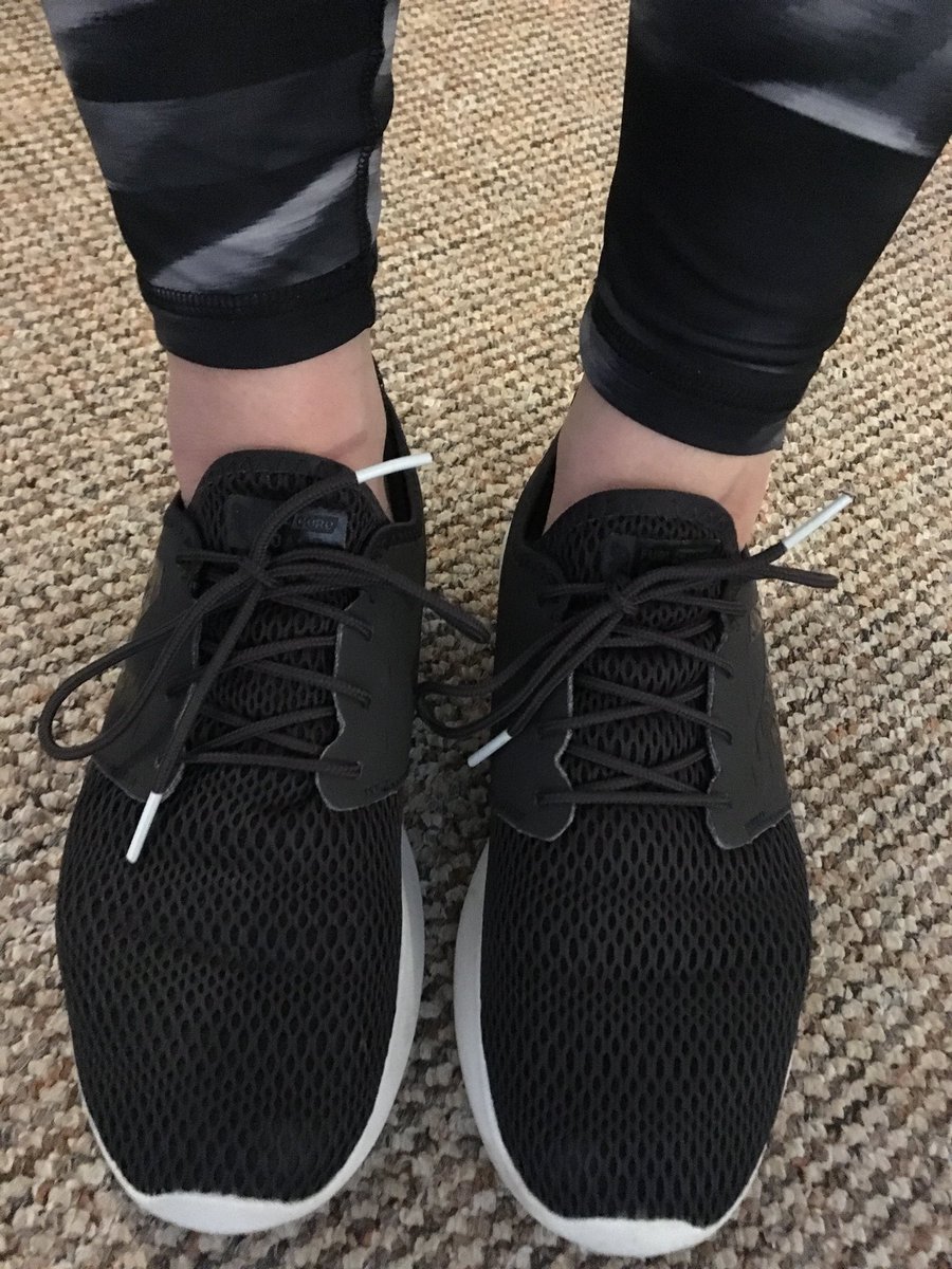 workingmummy_hb's tweet photo. Ready to go and get @MummyFIT #FitnessGoals #NewYearNewMe #fitwife #fitlife #mumlife https://t.co/pBz69s7m4E
