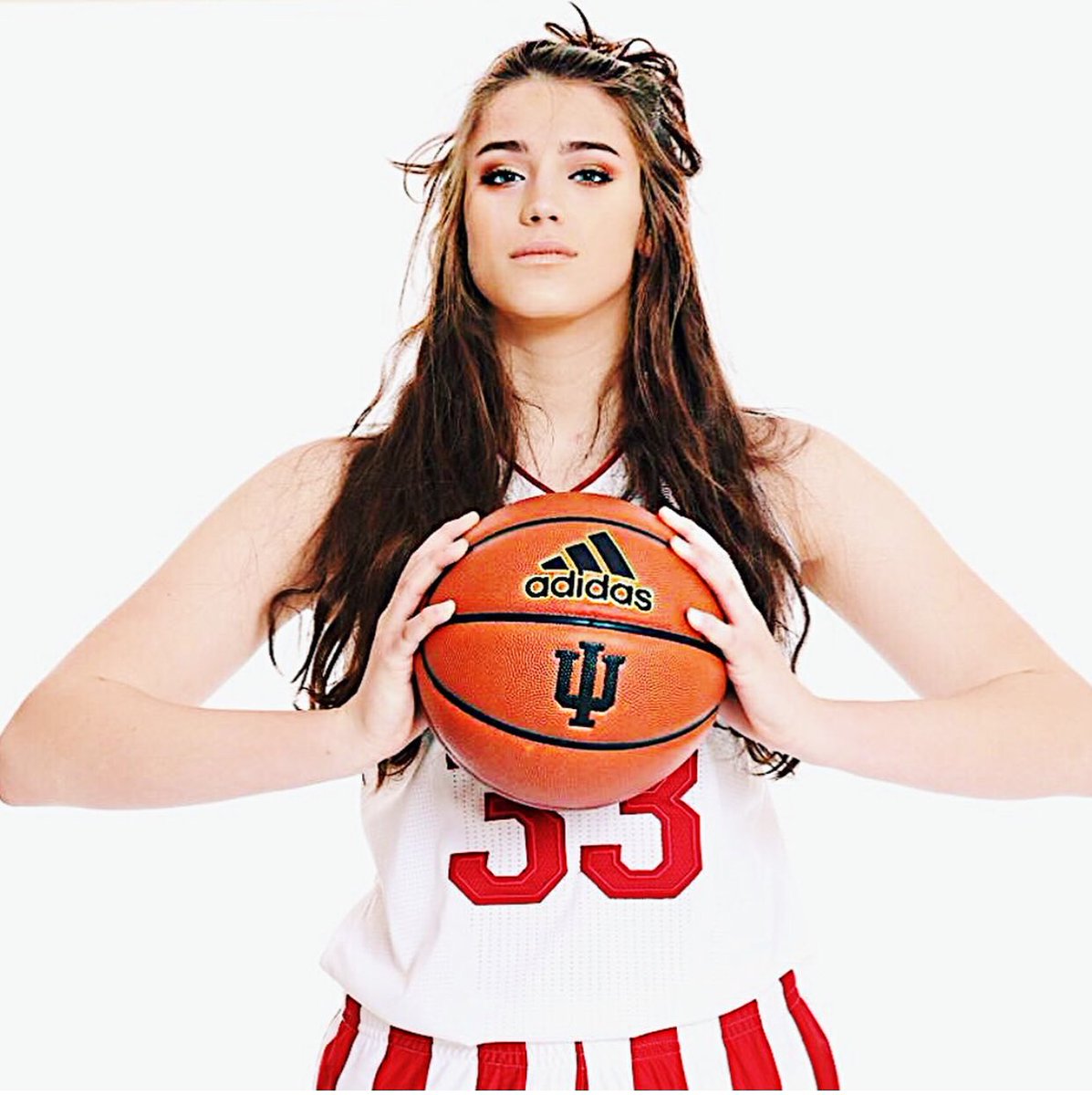 BCDenver_WBB's tweet photo. Congrats 2019 F/C Arielle Wisne (Horizon HS) on her official commitment to Coach Teri Moren & THE Indiana University! #BCDFamily #GoHoosiers #IUWBB #Big10WBB @KyleNewmanDP @CHSAA https://t.co/xcPEZcb51Q