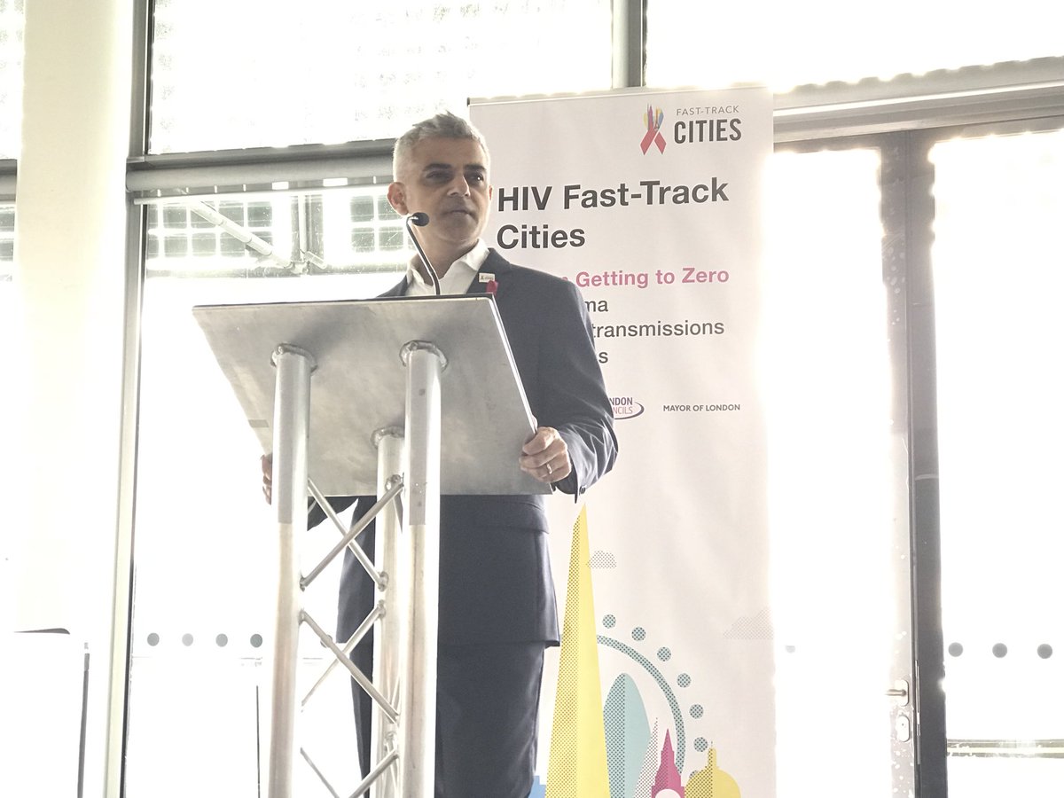 ShellRobbXX's tweet photo. We aim to end #stigma #newtransmissions and #zerdeaths in #hiv #london #FastTrackCities @MayorofLondon @IAPAC @UNHABITAT @UNAIDS @ViiVHC @SadiqKhan https://t.co/phpd1UZisM
