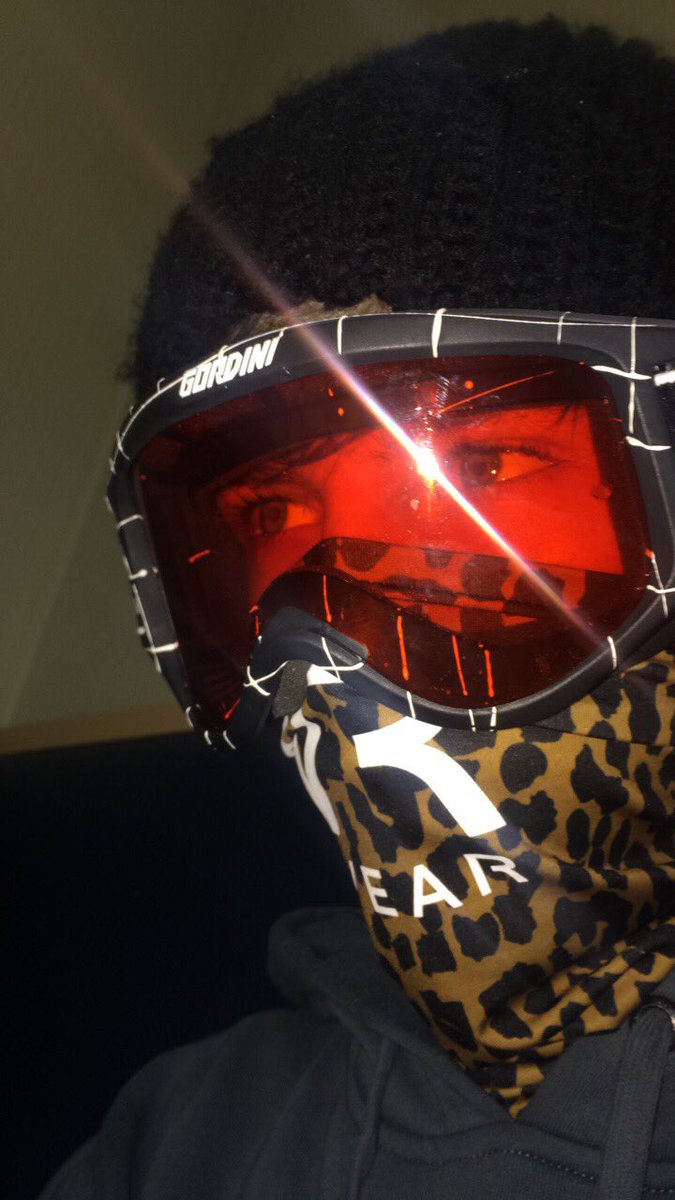 its_memeron's tweet photo. had a good day of snowboarding the other day https://t.co/O57Kc2aN7o