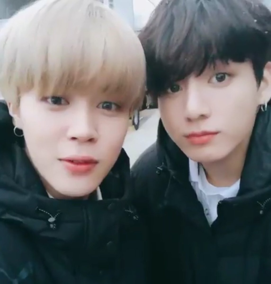 คุณอะตอม 뷘🍯🌸 tweet media