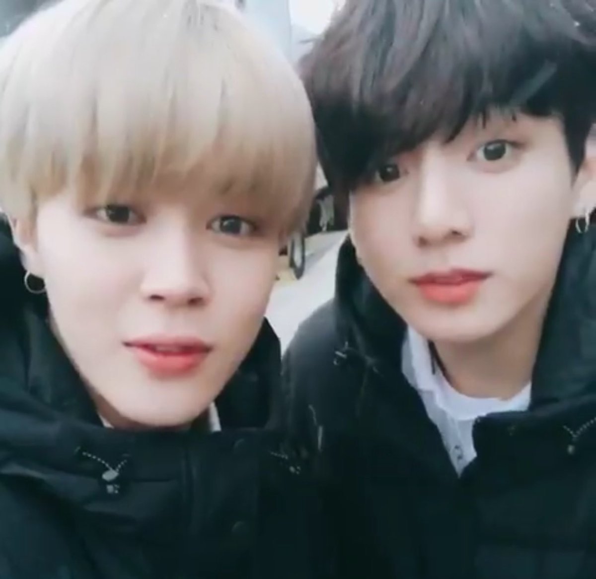 คุณอะตอม 뷘🍯🌸 tweet media