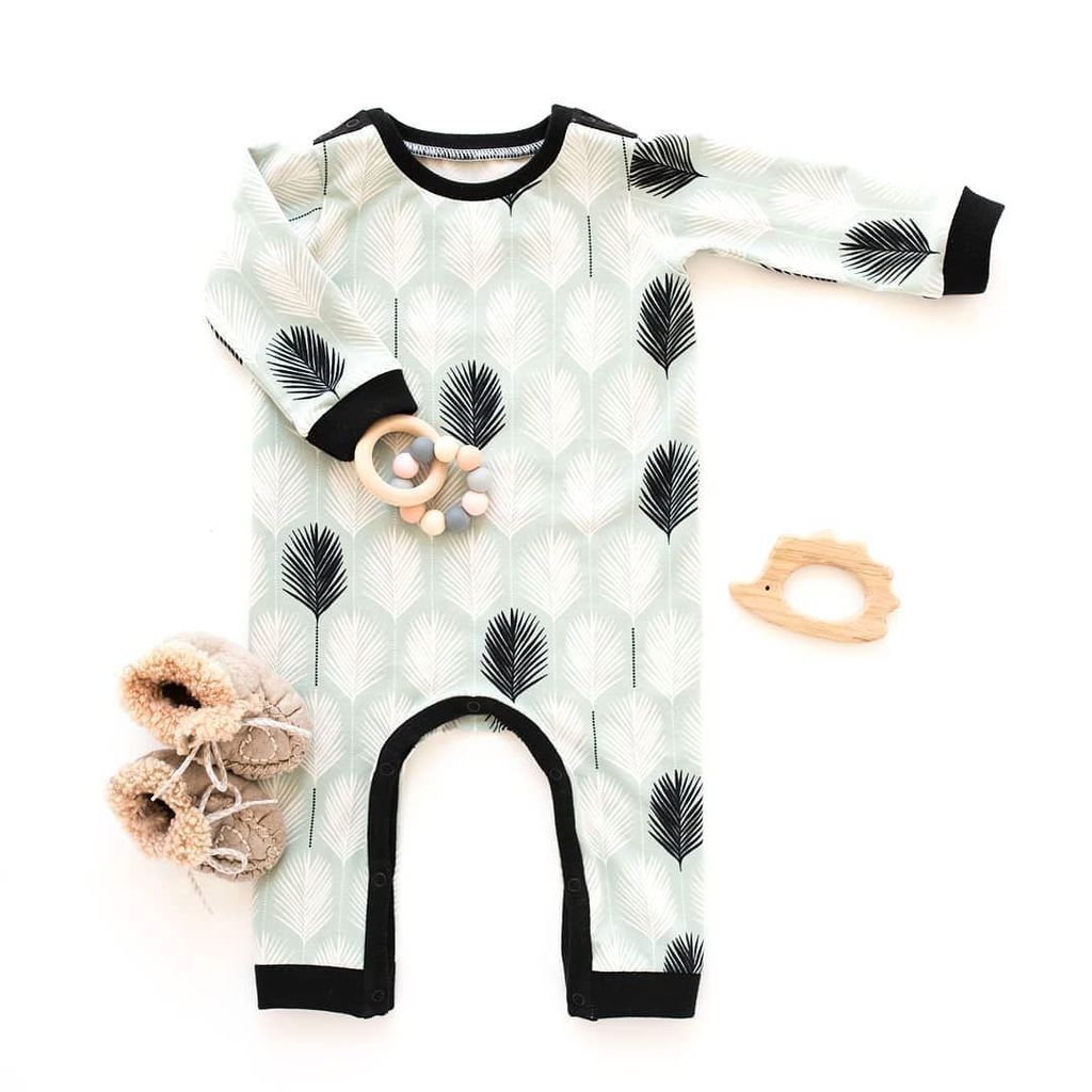 titchythreads's tweet photo. Congratulations on the birth of your new baby girl Annika @naehconnection! This romper will be heading your way very soon #sewsocialbaby #babyshowerforannika. This fabric is from @noshorganics https://t.co/6NUhKiPxR8 https://t.co/yCeXgBmHNA