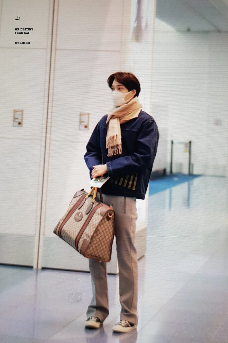 EXOUPDATE_ID's tweet photo. [PREVIEW] 180110 #EXO Kai at HND cr. jonginnet, exokai_kr, smnet exo

🦄sihun

#kaiatHND
#jonginathnd
#jonginnews
#kabarjongin
#infokai https://t.co/yE0w4omFmC