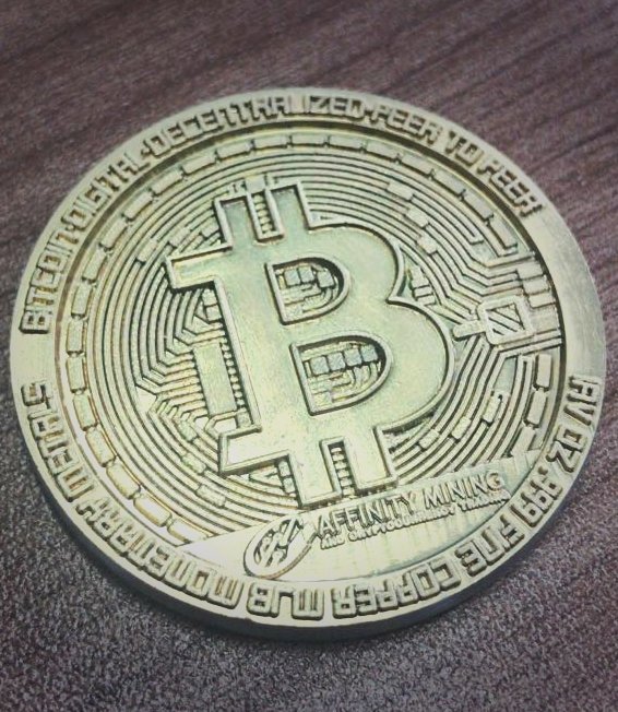 AffinityMining's tweet photo. All of our new Mining and Crypto fund clients will receive a replica Bitcoin. These coins can also function as a cold wallets. https://t.co/6KnwwWbQ4a