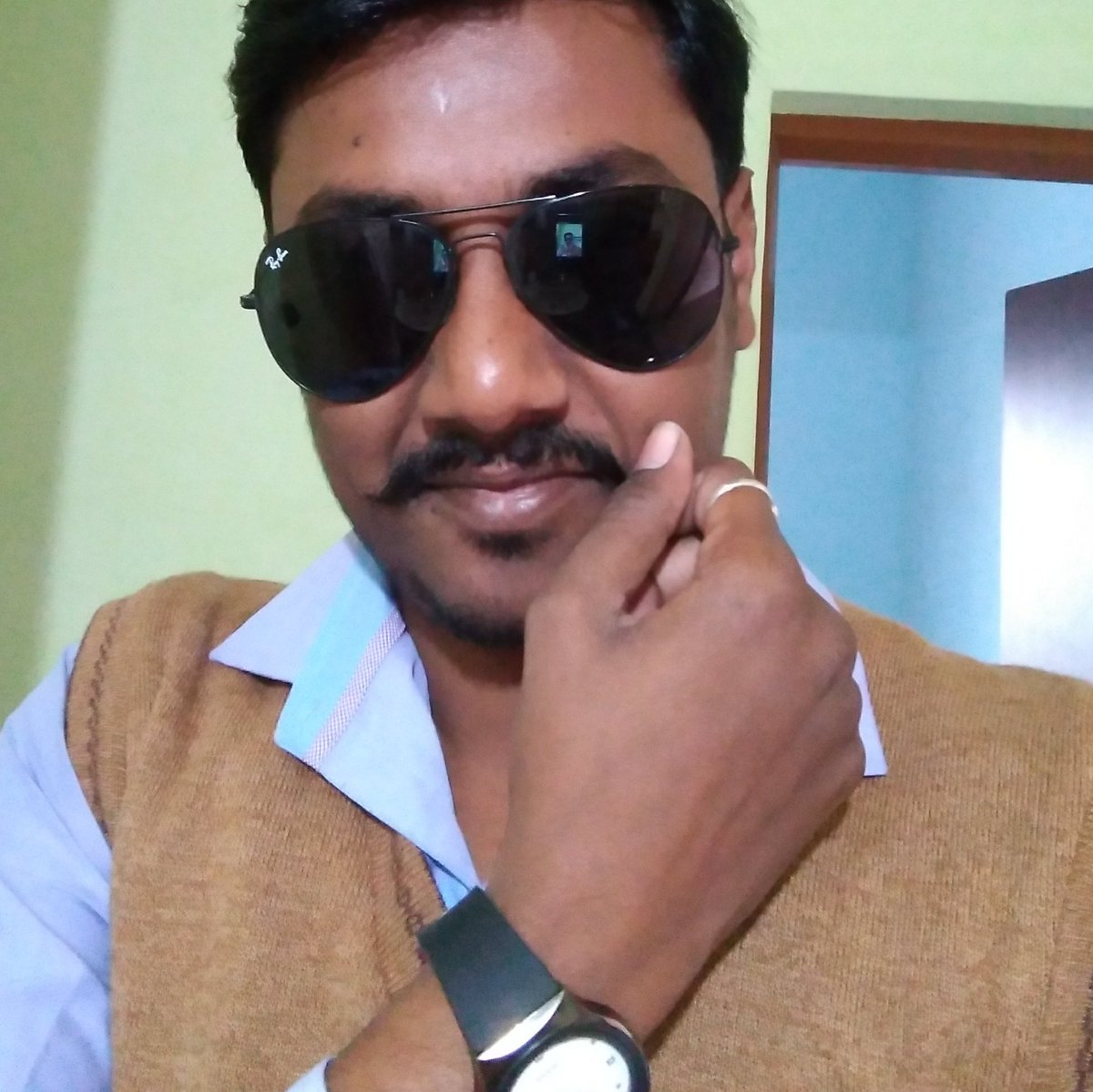 Ashish_26DB's tweet photo. #NewProfilePic https://t.co/7v6AxkG2T9